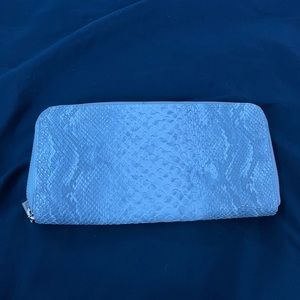 BLUE LEATHER WALLET PERFECT CONDITIONS